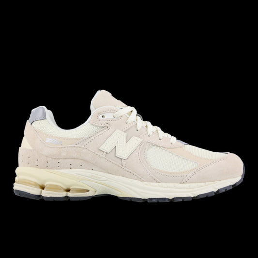 Ultra Sneakers and Casual Shoes Under 600