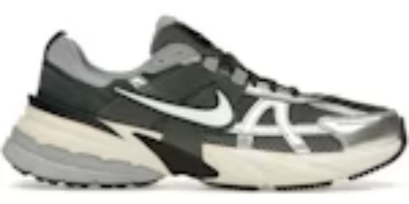 Mens V2K Run Summit White Metallic Silver Takkies Shoes Sneakers