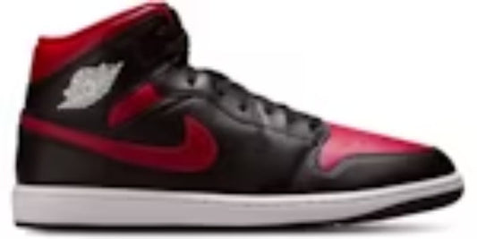 Nice Takkies 1 Low White Black Metallic Gold Swoosh Shoes