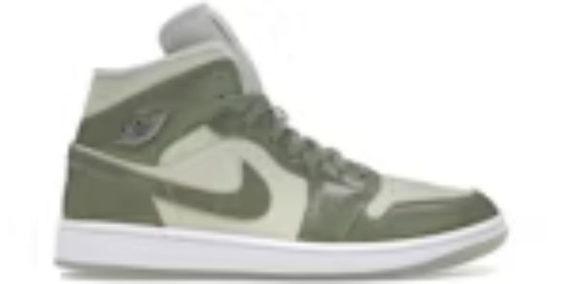 Soccer Takkies 1 Mid SE Black Metallic Reimagined Shoes