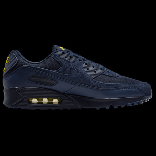 Chinese Sneakers and Simple Casual Shoes