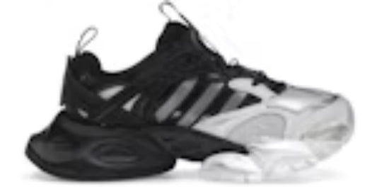 Beautiful Takkies XLG Runner Deluxe White Black Sneakers