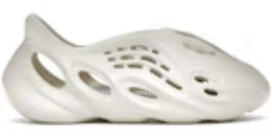 Most Comfortable Takkies Yz Foam RNNR Sand Sneakers