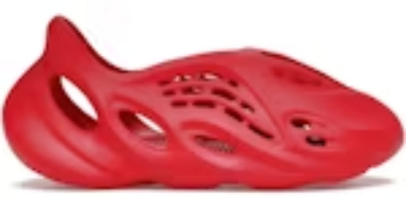 Running Takkies Sale Yz Foam RNNR Vermillion Sneakers